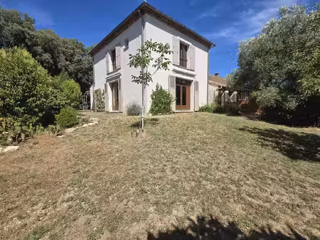 a vendre villa 4 chambres terrain 1706 m2