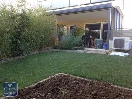 location appartement 3 pièces 57m² istres 13800