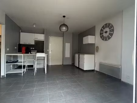 location appartement 2 pièces 38m² marseille 4ème