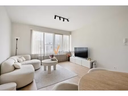 appartement te koop in schoten met 1 slaapkamer