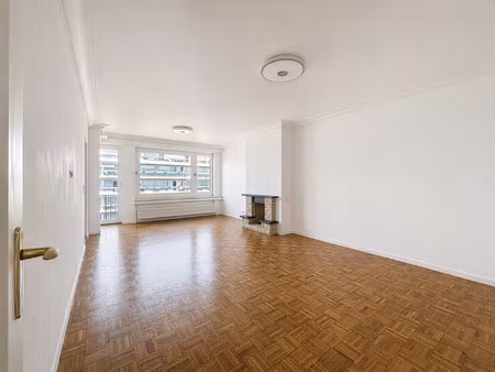 appartement à vendre à boulevard edmond machtens 150 molenbeek-saint-jean (vbe33964)