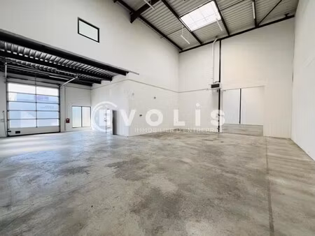 location local d’activités collegien 77090 309m²