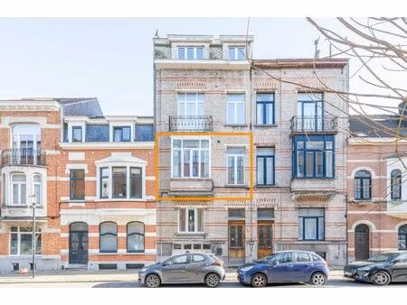 appartement à vendre à rue adolphe mathieu 56 ixelles (rbw19088)