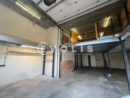 location entrepôt villejust 91140 242m²