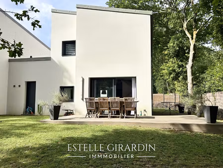 maison contemporaine de 2023 - domaine sécurisé