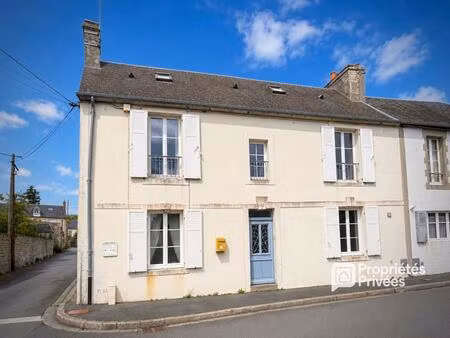 maison de ville 104 m² - 3 chambres - cour intérieure sans vis-à-vis