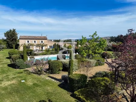 mas rénové avec piscine entre l'isle-sur-la-sorgue et lagnes