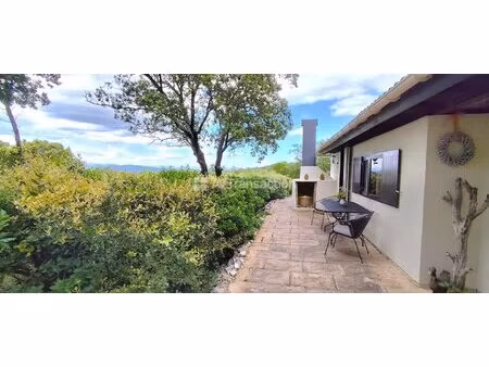 maison  sans travaux  jardin  terrasse  vue panoramique  piscine