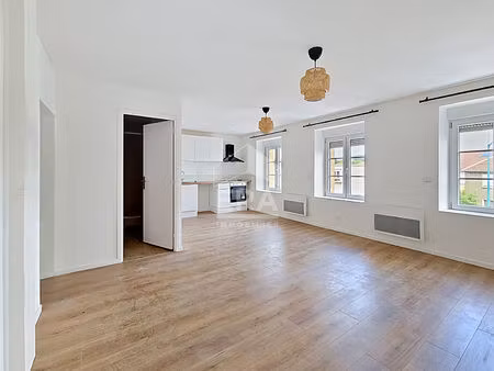 location appartement 3 pièces 57m²