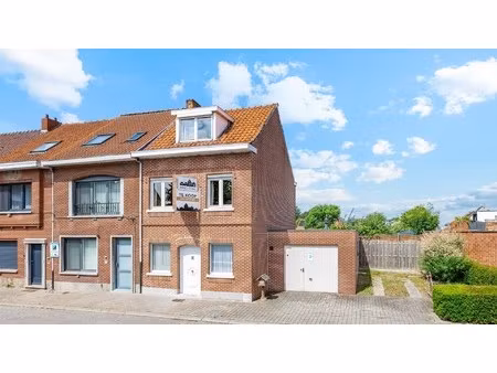 huis te koop in sint-niklaas met 3 slaapkamers