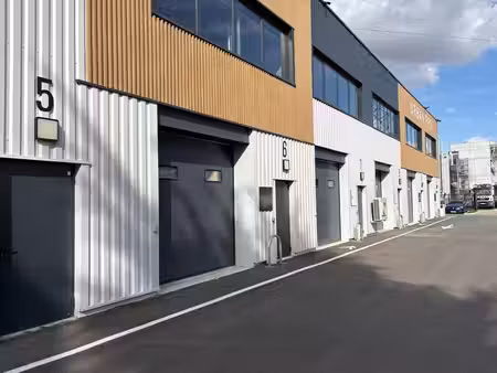 location local d’activités 330m²