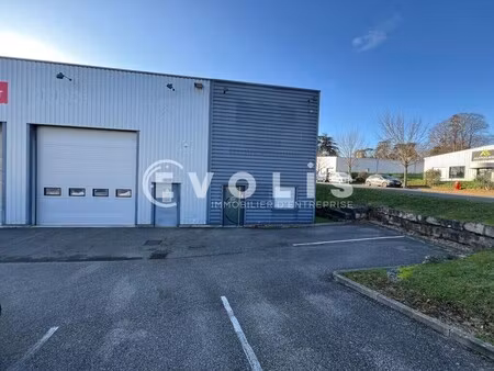 vente local d'activités 420 m²