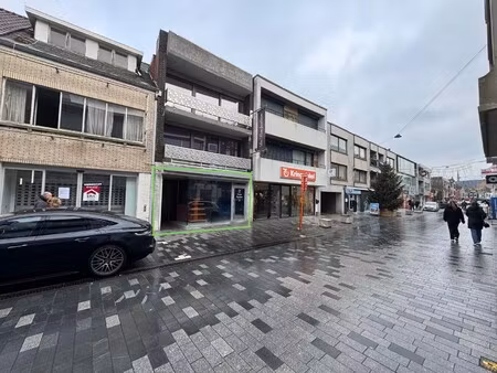 commercieel handelspand in het centrum van lommel
