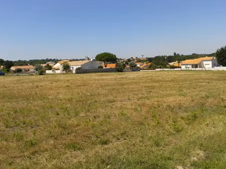 vente terrain 1553 m² médis (17600)