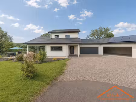 maison d'exception 2023 – piscine – 250 m² de prestations h