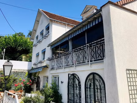 vente maison 9 pièces  185.00m²  saint