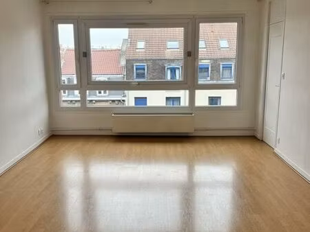 location appartement 2 pièces 48m² lille 59000