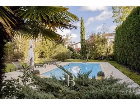 bordeaux caudéran - maison de 215 m² - piscine - garage - stationnements