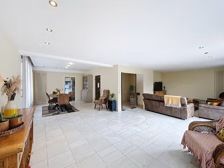 duplex à vendre avec garage et terrasse   woluwe-saint-lambert (vbe34006)