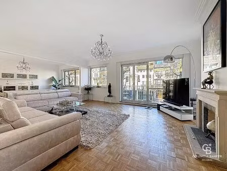 appartement à vendre avec garage et terrasse   uccle (rbw19480)