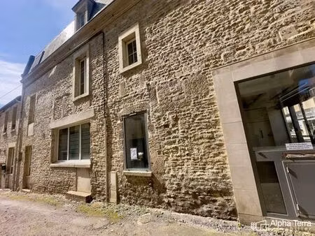 prestigieux immeuble de rapport en vente à douvres-la-délivrande  france