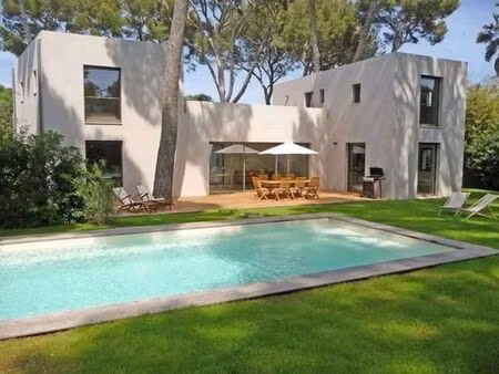 villa de luxe de 6 pièces en location antibes  france
