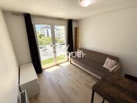 appartement à louer de 1 pièce de 18 27 m²