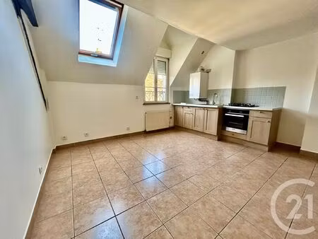 location appartement 2 pièces 47m² nemours 77140