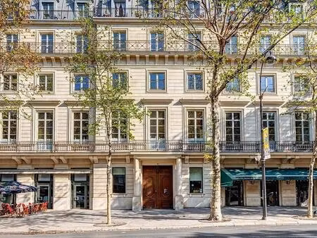location bureaux 650 m²