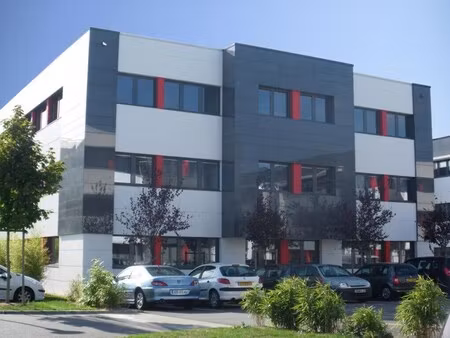 location bureaux 450 m²