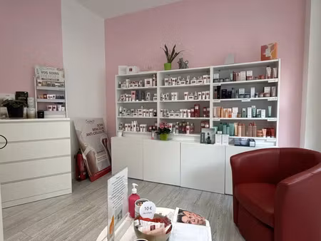 esthétique  coiffure​ à aulnay sous bois (93600)