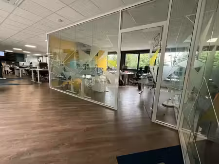 location bureaux croissy-beaubourg 77183 928m²