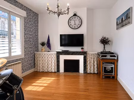 vente maison 5 pièces 114 m² pauillac (33250)