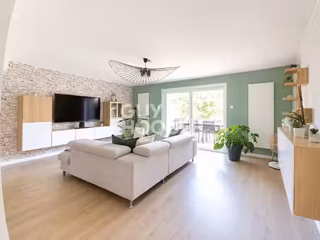 charmante maison avec jardin & garage