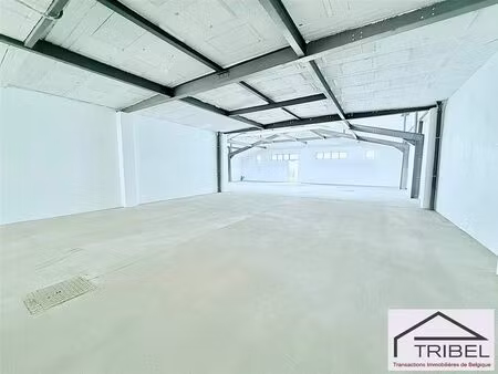 surface commerciale à vendre à rue du doyenné 31a uccle (vbe34267)
