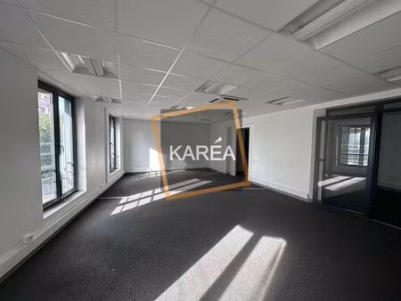location local professionnel 69m² chelles 77500
