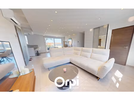 maison montois-la-montagne 92.27 m² t-4 à vendre  329 000 €
