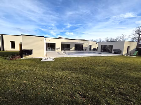 achat maison 6 pièces 228m²
