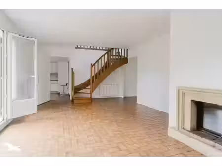 vente maison 5 pièces 92 m² à meyzieu (69330)  395 000 €