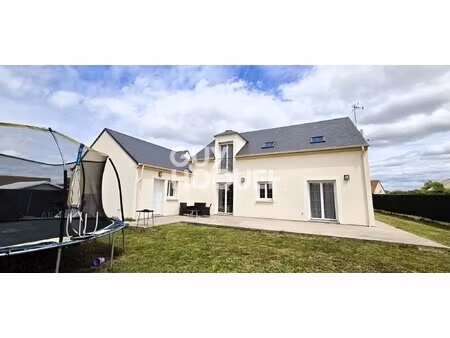 maison à vendre de 8 pièces / 5 chambres - 195 m²
