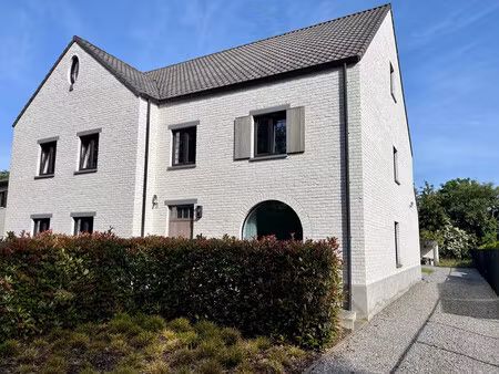 huis te koop in neeroeteren met 3 slaapkamers