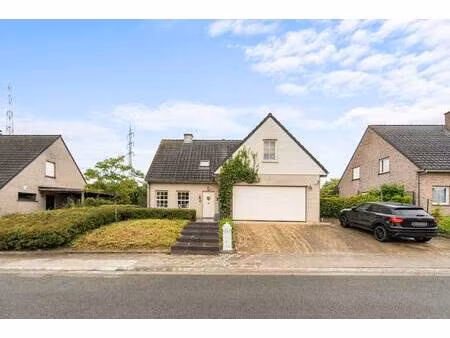 huis te koop in zwevegem met 3 slaapkamers