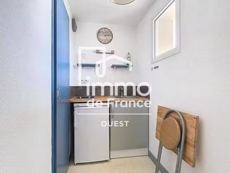 studio laval 18 21m²