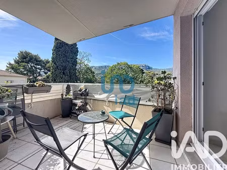 appartement à toulon (83200)