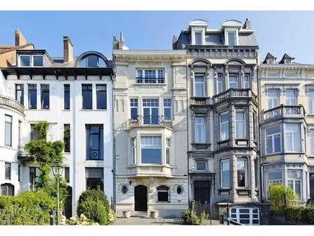 maison à louer à avenue de tervueren 98 etterbeek (vbe34434)