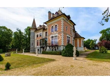achat : demeure de prestige (16100)