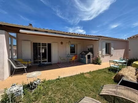 maison de 5 pièces de 109 m² à donzère