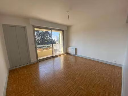 location appartement 2 pièces à laval centre-ville préfecture (53000) : à louer 2 pièces /