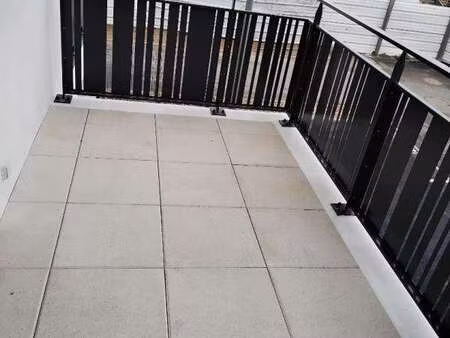 location appartement 3 pièces aux sables-d'olonne (85100) : à louer 3 pièces / 69m² les sa