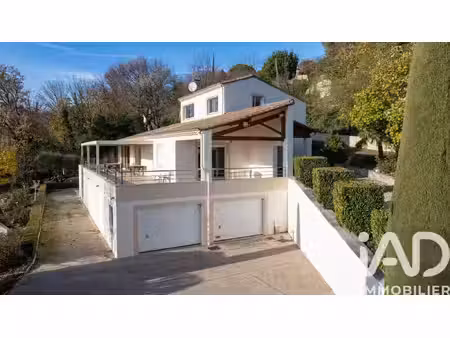 vente maison traditionnelle 8 pièces